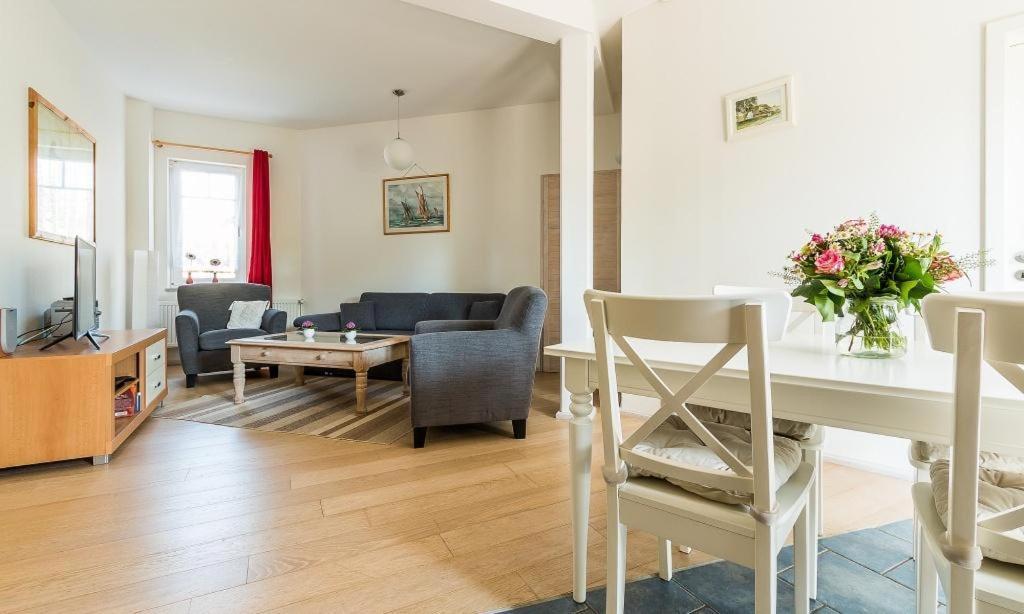 Haus Michel 01 Apartment Борн Екстериор снимка